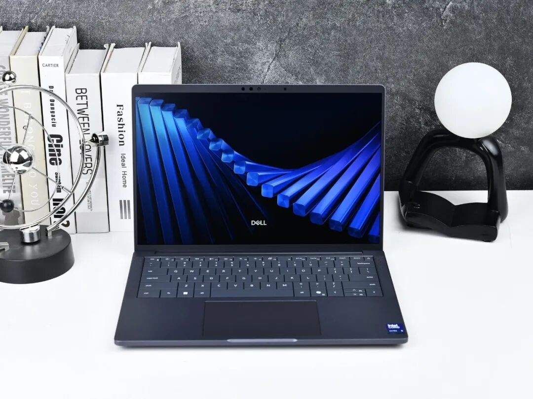升级第三代酷睿Ultra！上手体验新Dell Pro 14 Premium笔记本电脑
